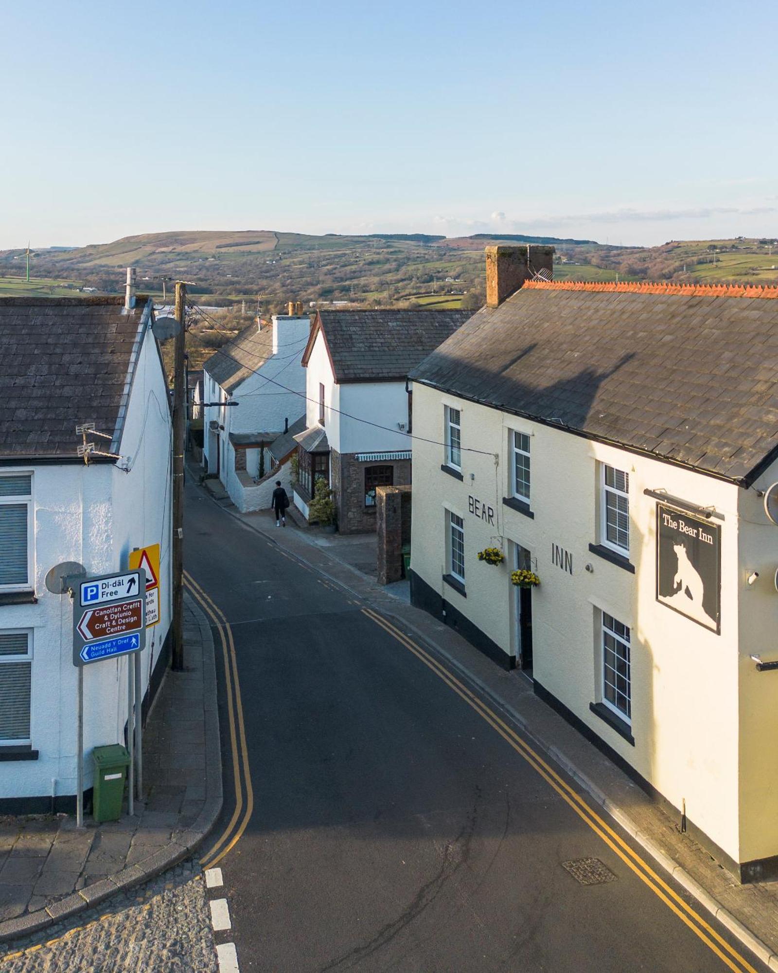 The Bear Inn Llantrisant  Exterior photo